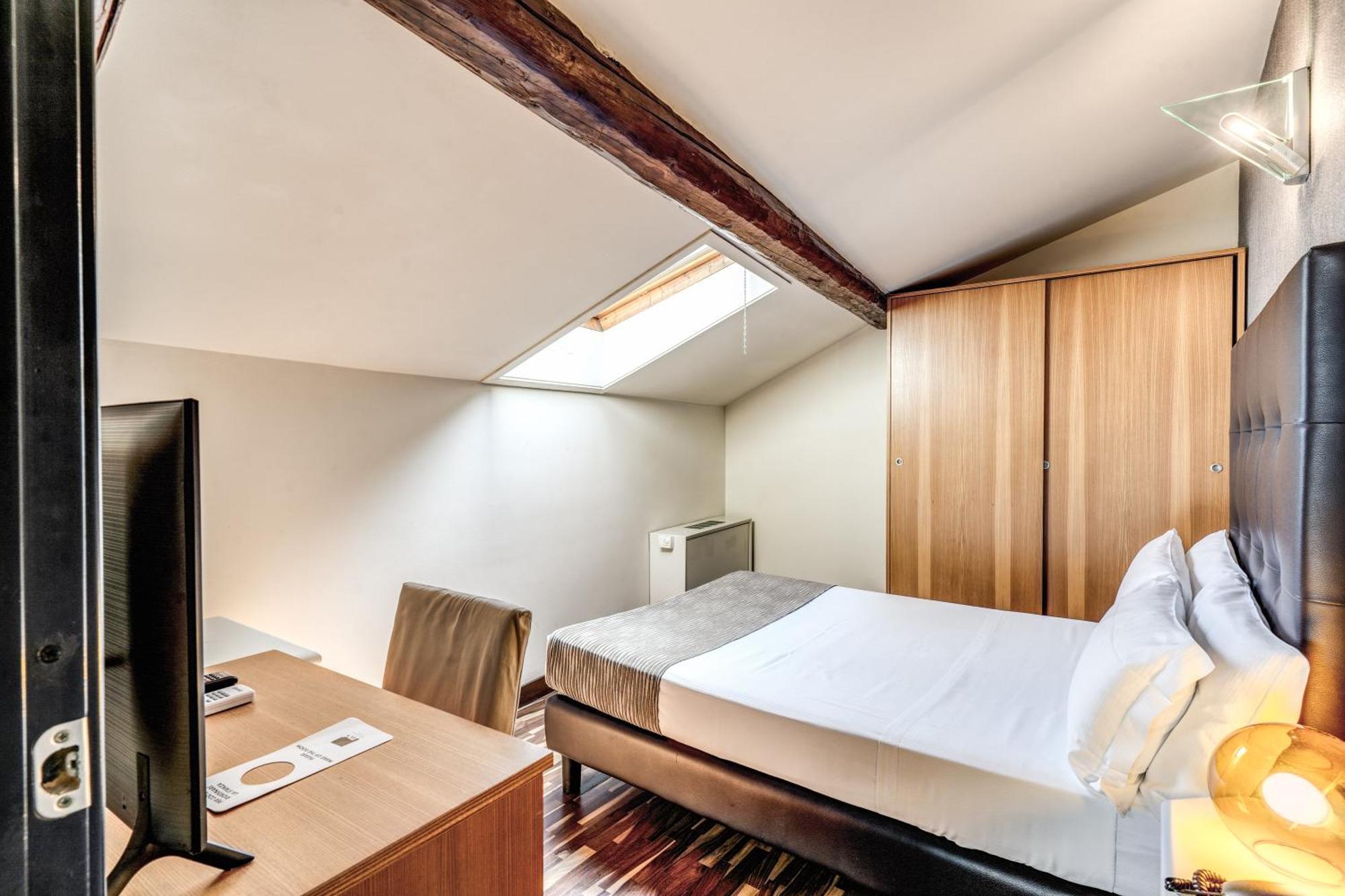 Albergo Firenze Côme Esterno foto