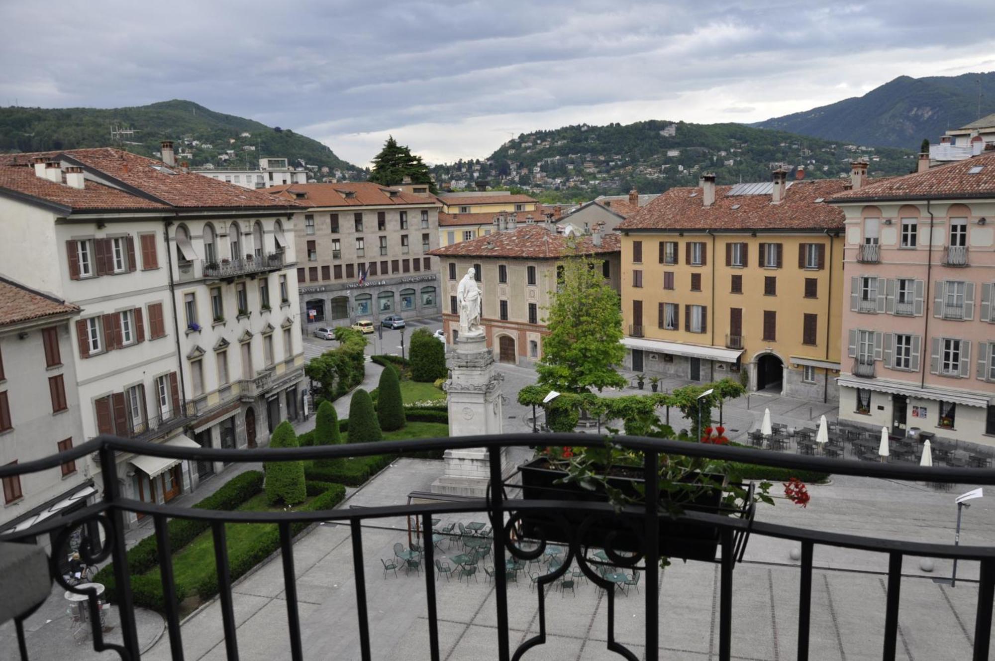 Albergo Firenze Côme Esterno foto