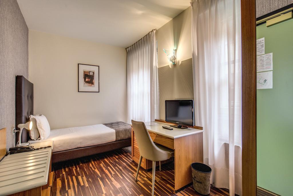 Albergo Firenze Côme Esterno foto