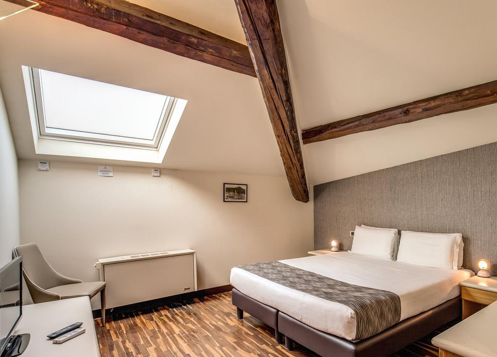 Albergo Firenze Côme Esterno foto