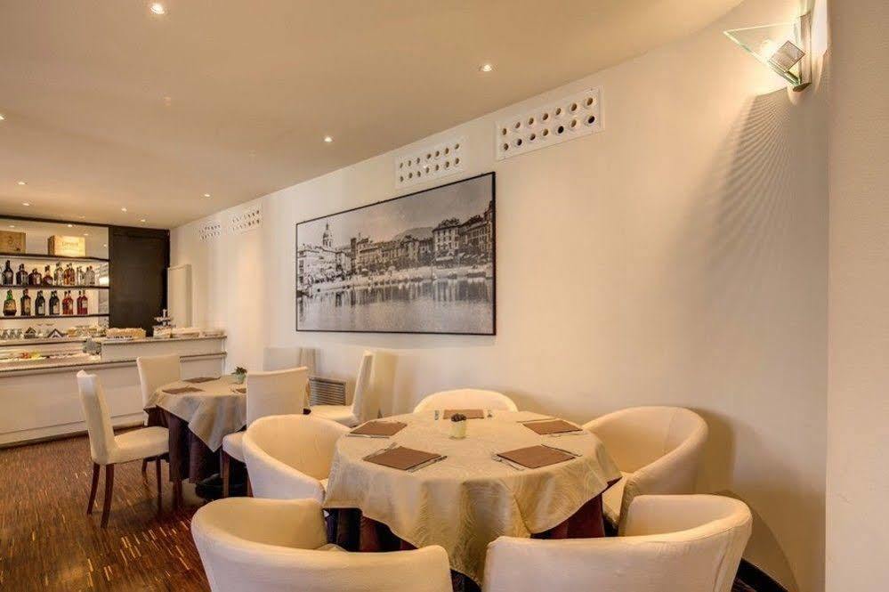 Albergo Firenze Côme Esterno foto